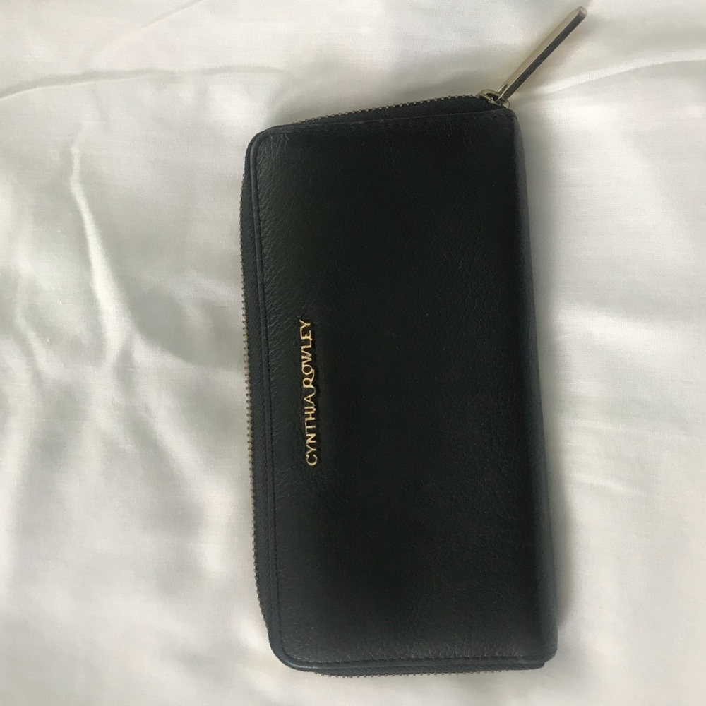 Cynthia Rowley Accordion Wallet
